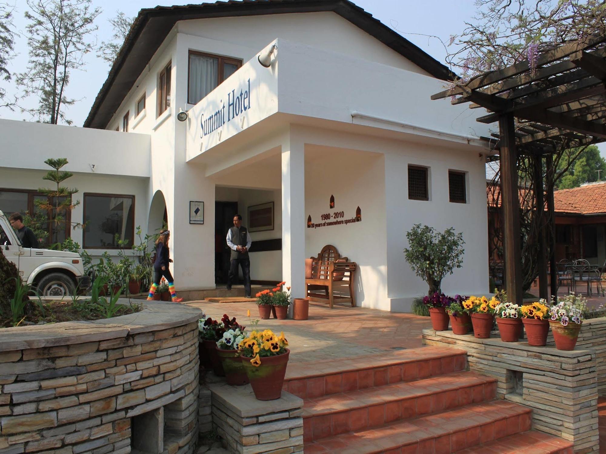 Summit Hotel Lalitpur Exteriör bild
